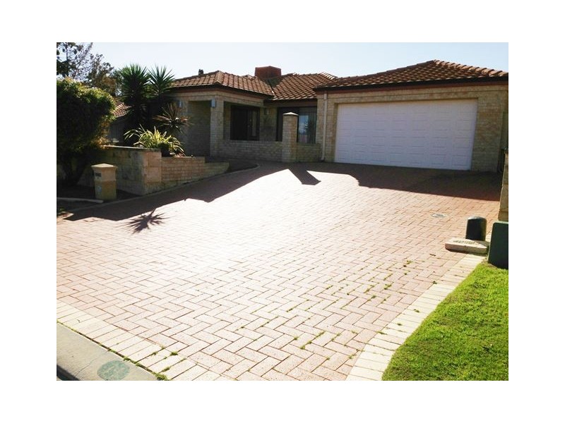 11 Shoalwater Parkway, Iluka WA 6028