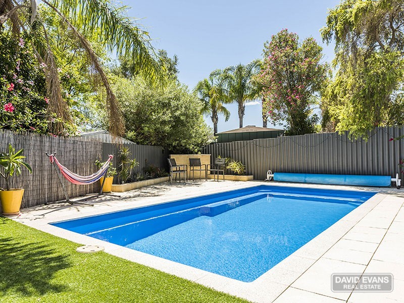 6 Lilac Gardens, Edgewater WA 6027