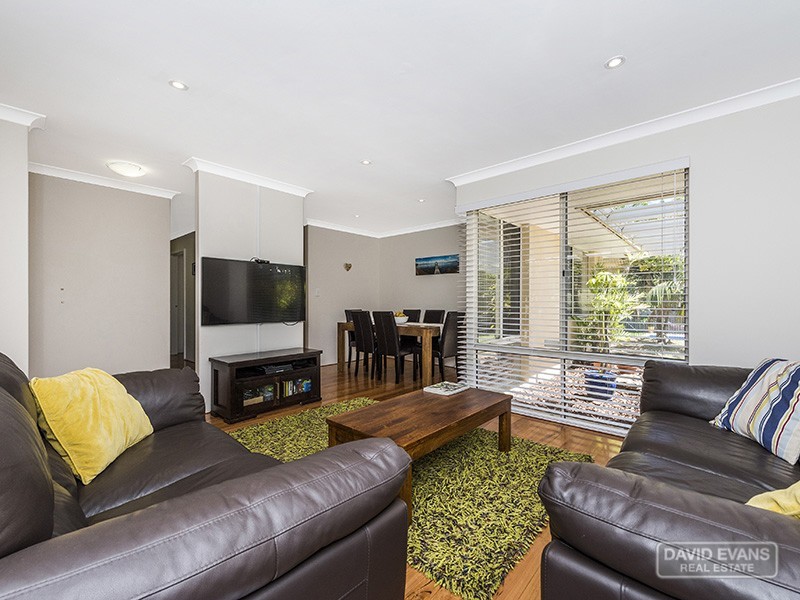 6 Lilac Gardens, Edgewater WA 6027