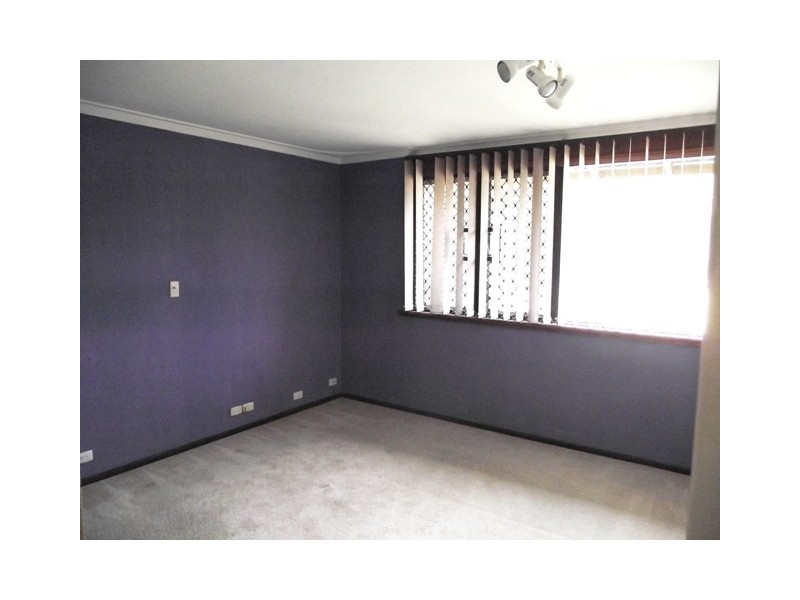 8 Mayhill Place, Craigie WA 6025