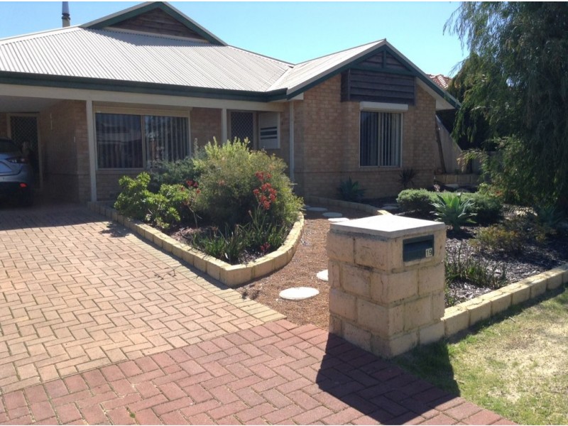 19 Combewood Loop, Carramar WA 6031