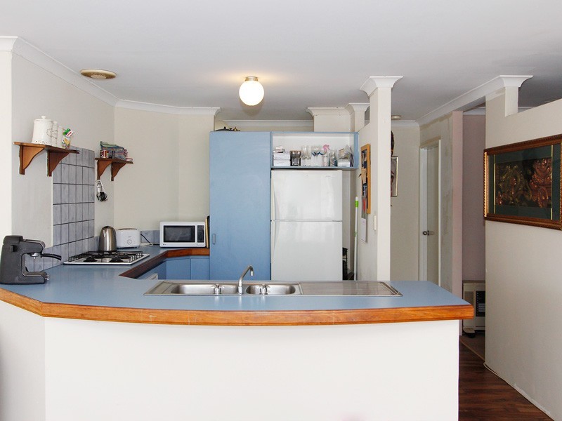 19 Combewood Loop, Carramar WA 6031