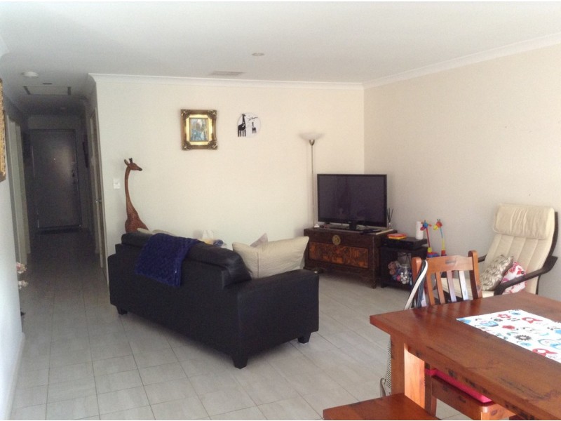 6 Delphi Way, Aveley WA 6069