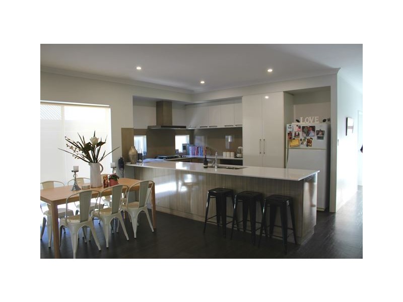 9 Scripta Way, Jindalee WA 6036