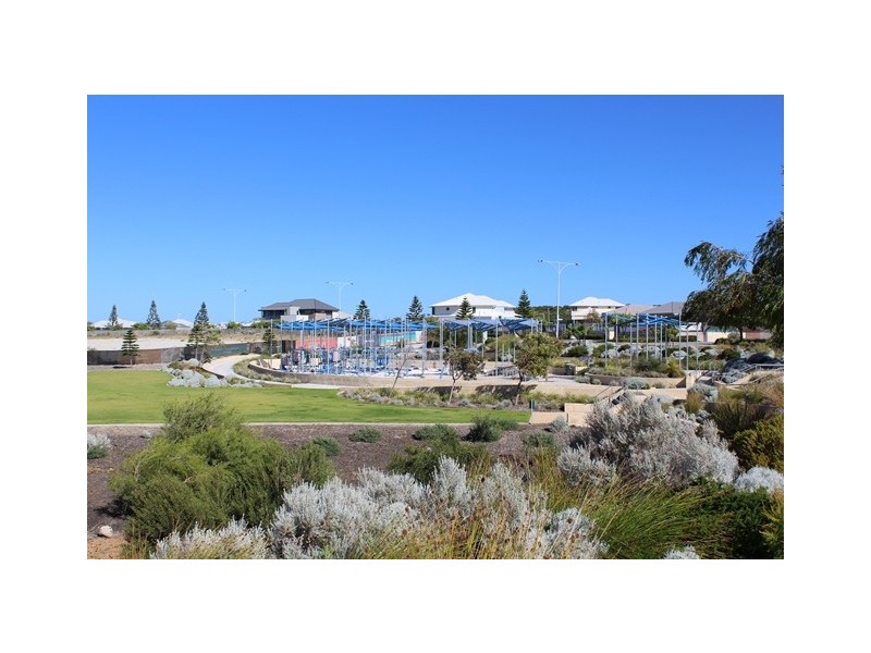 9 Scripta Way, Jindalee WA 6036
