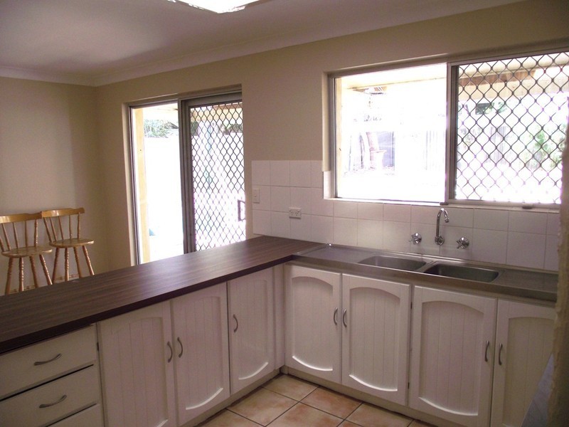 117 Bridgewater Drive, Kallaroo WA 6025