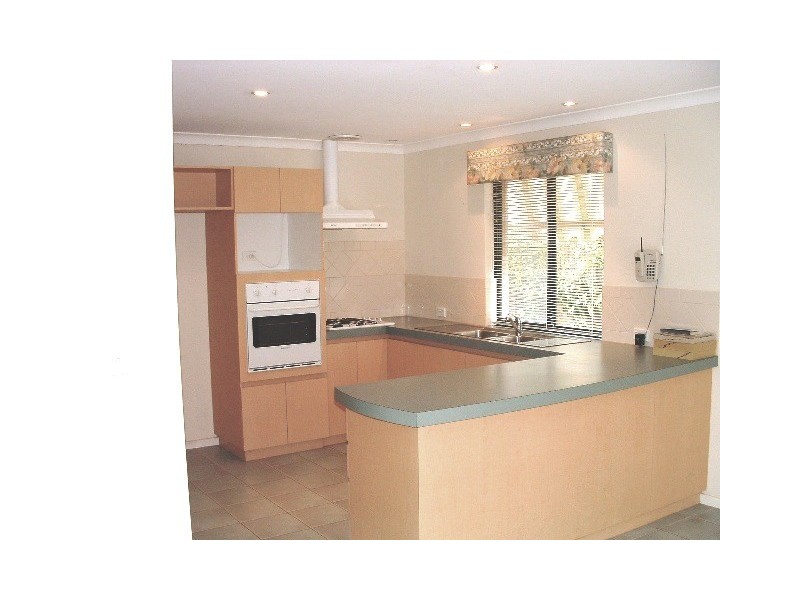 4/33 St Marks Drive, Hillarys WA 6025