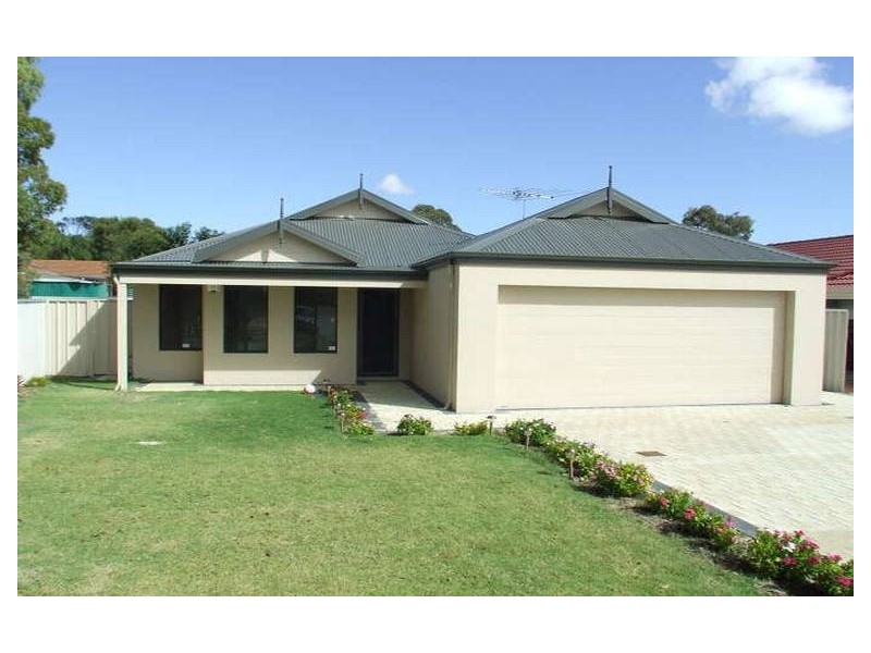 11 Burbanks Elbow, Wanneroo WA 6065
