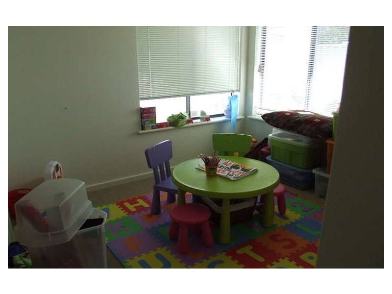 11 Burbanks Elbow, Wanneroo WA 6065