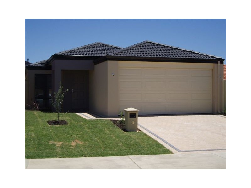 11 Hidecote Way, Pearsall WA 6065