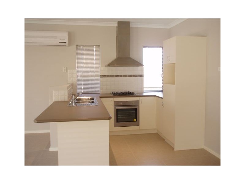 11 Hidecote Way, Pearsall WA 6065