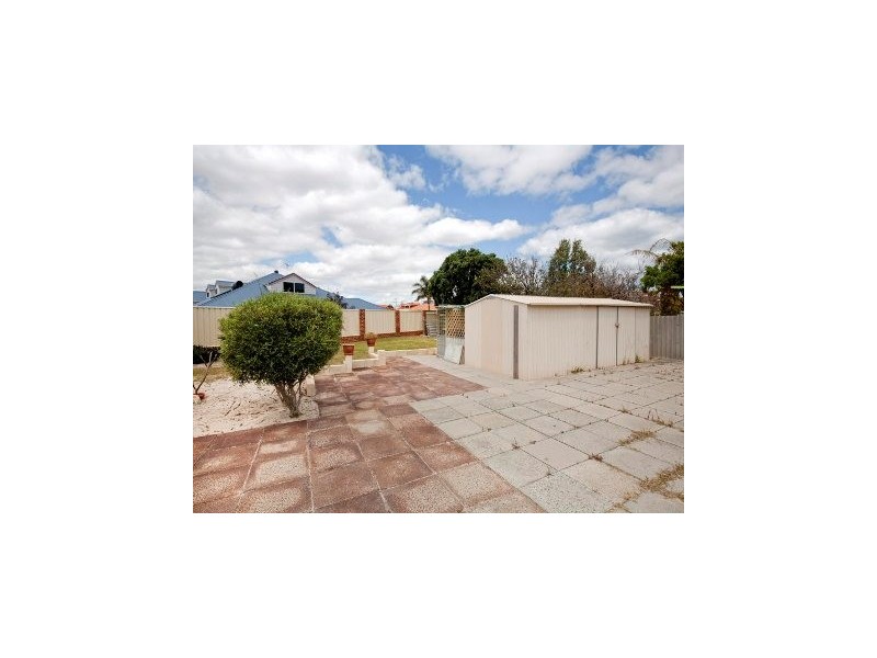 14 Karalundie Way, Mullaloo WA 6027