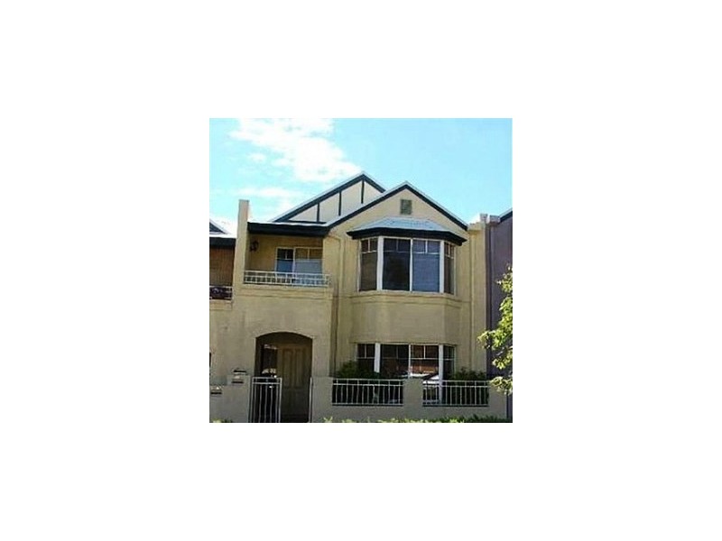 188 Lakeside Drive, Joondalup WA 6027