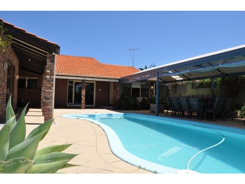 20 Windsor, Kallaroo WA 6025
