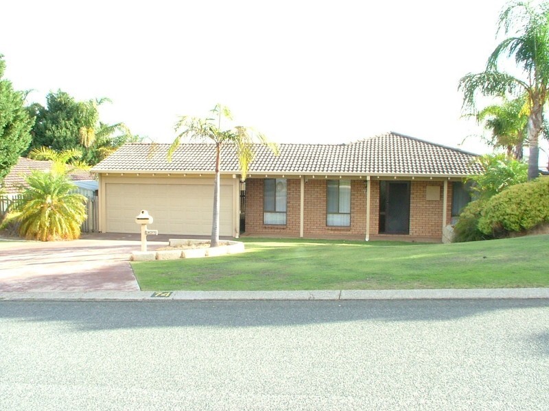 74 Wanderah Way, Kingsley WA 6026