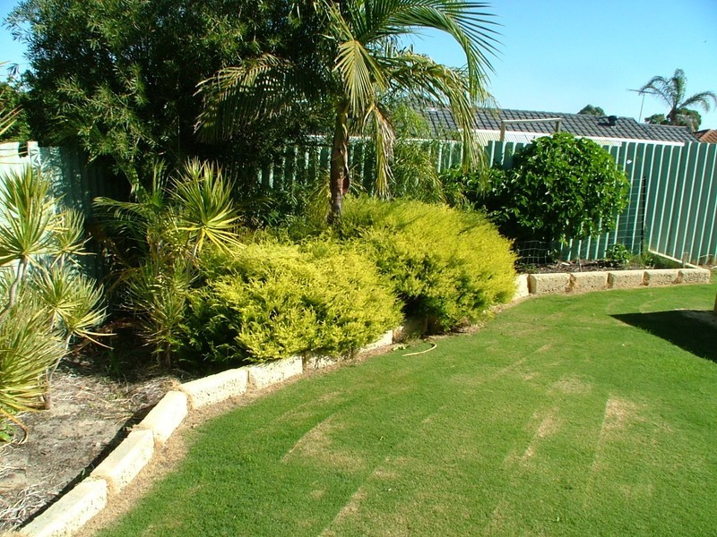 74 Wanderah Way, Kingsley WA 6026