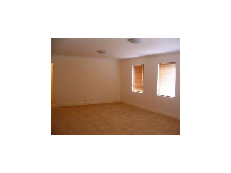 8/42 Grand Boulevard, Joondalup WA 6027