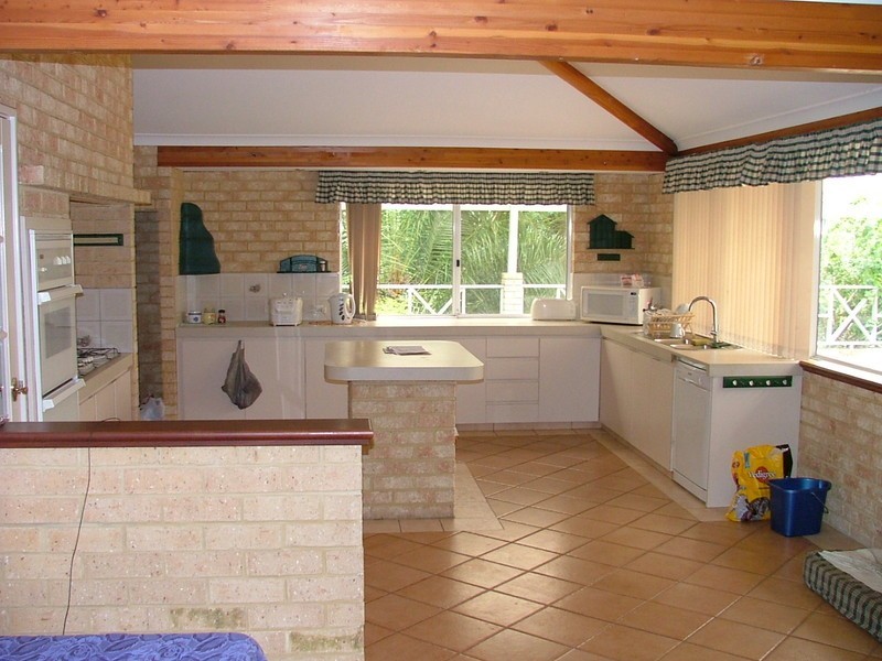 164 Lakelands Drive, Gnangara WA 6077