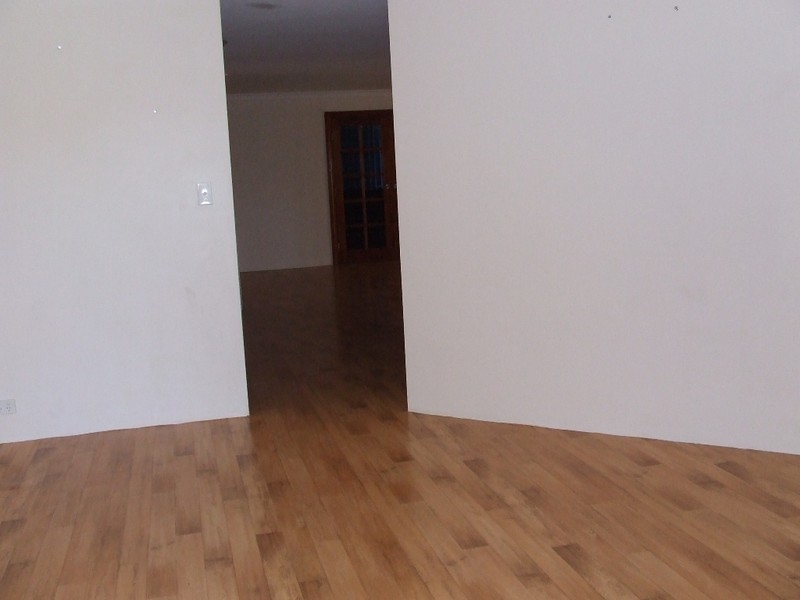 4 Strauss Boulevard, Tapping WA 6065