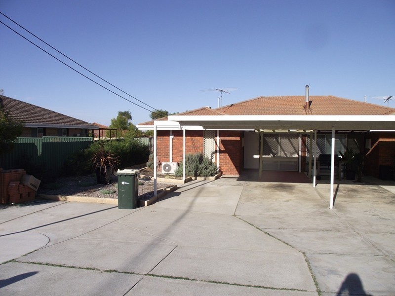 42B Eddystone Avenue, Craigie WA 6025