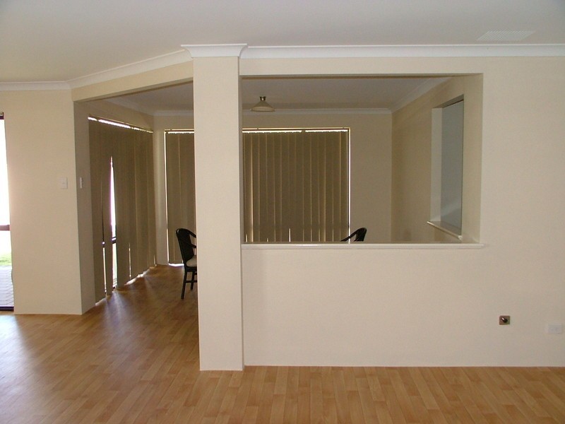 16  Waminda Way, Darch WA 6065