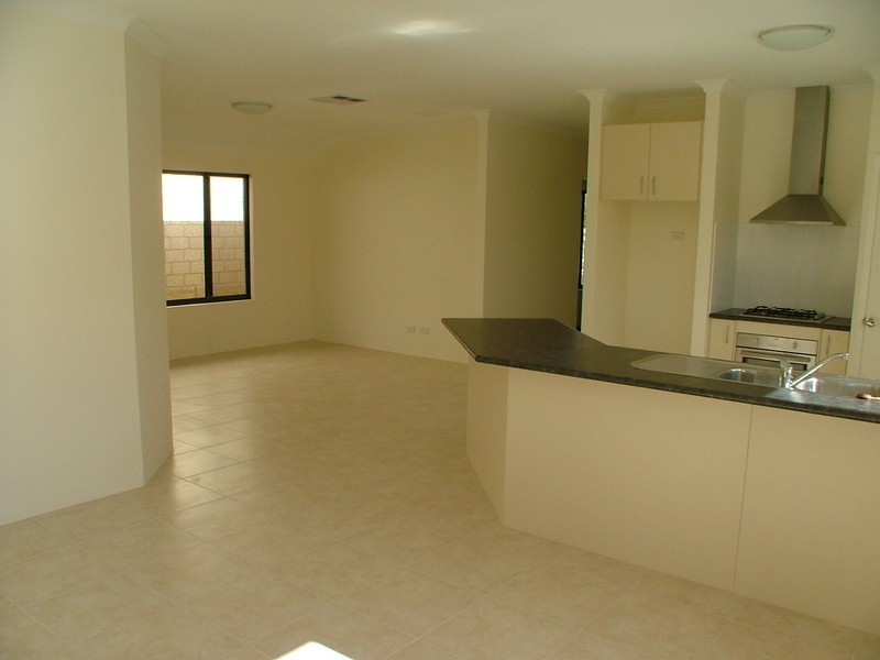 15 Iceberg Way, Darch WA 6065