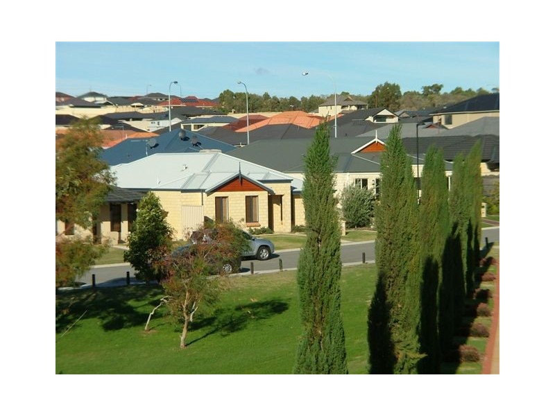 15 Iceberg Way, Darch WA 6065