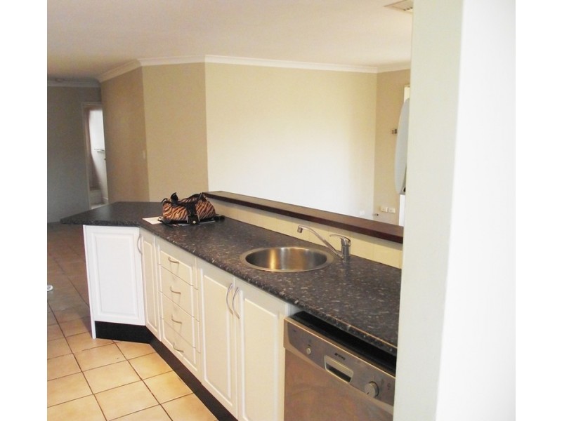 25 Bridgedale Close, Beldon WA 6027