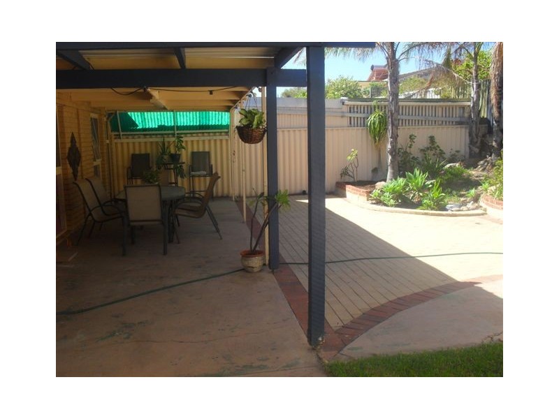 69 Bridgewater Drive, Kallaroo WA 6025