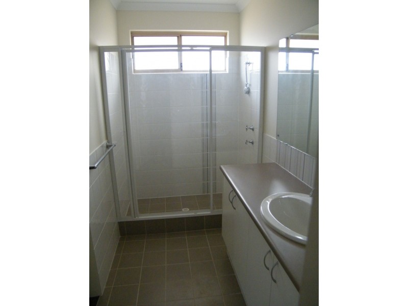 8 Clairault Rise, Pearsall WA 6065