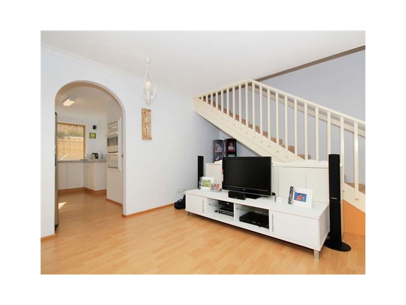 8/37 Muirhead Way, Kingsley WA 6026