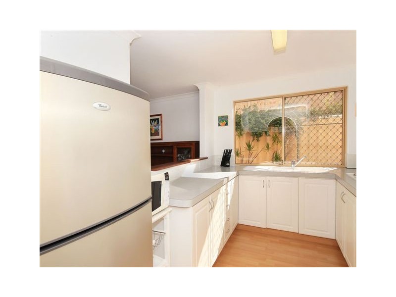 8/37 Muirhead Way, Kingsley WA 6026