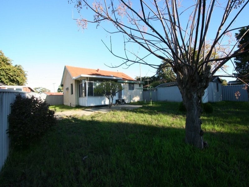 28 Birchley Street, Balga WA 6061