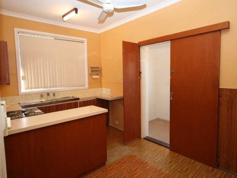 28 Birchley Street, Balga WA 6061