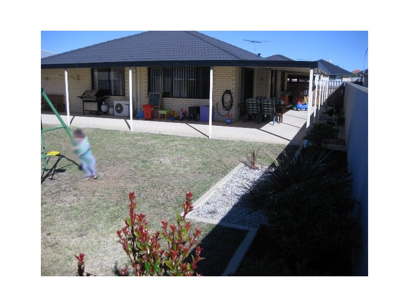 7 Gardneri Way, Banksia Grove WA 6031