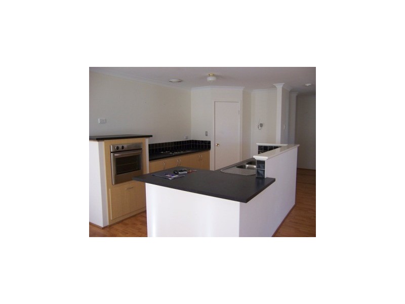 6 Woodbine Loop, Tapping WA 6065