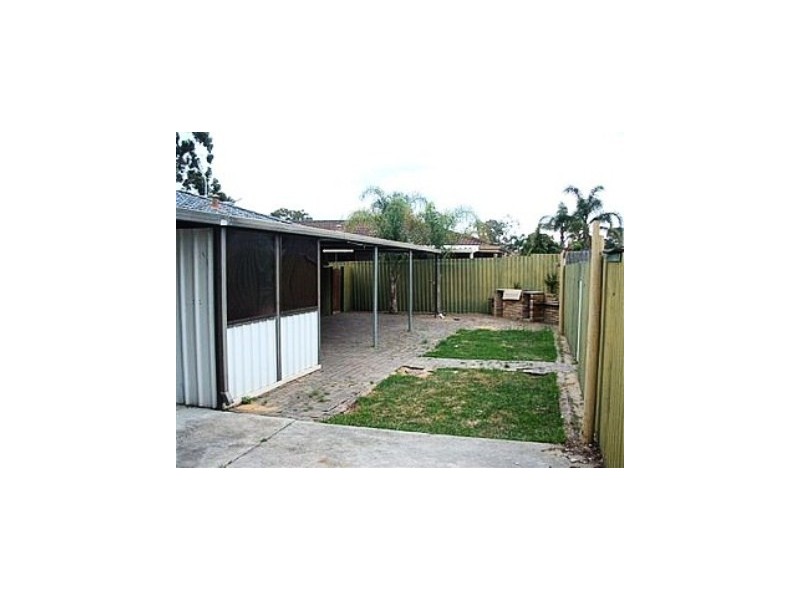 223 Erindale Road, Hamersley WA 6022