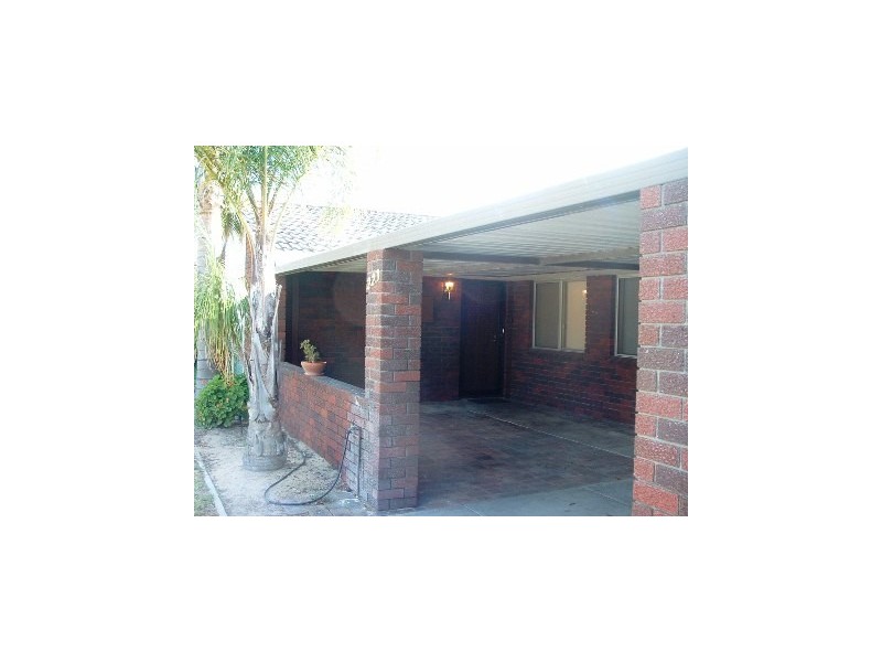 223 Erindale Road, Hamersley WA 6022