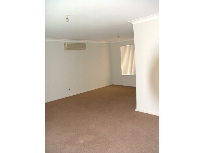 15 Wahroonga Way, Greenwood WA 6024