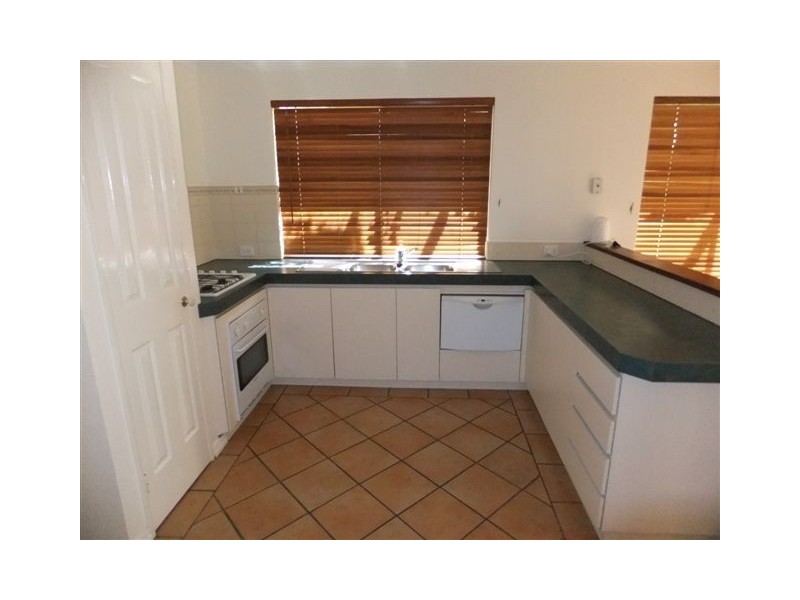 32 Tabubil Gardens, Ballajura WA 6066