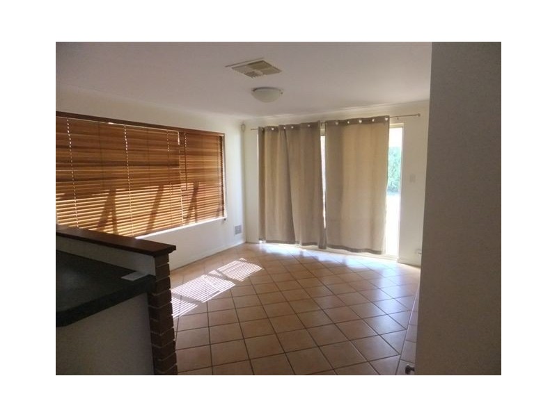 32 Tabubil Gardens, Ballajura WA 6066