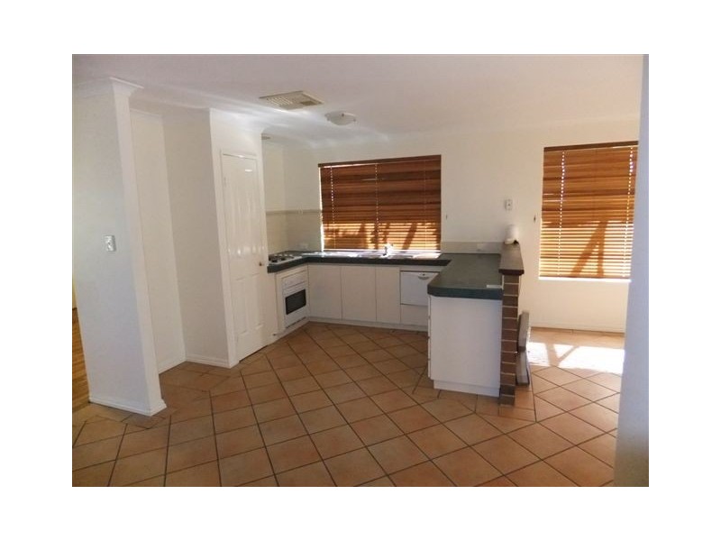 32 Tabubil Gardens, Ballajura WA 6066