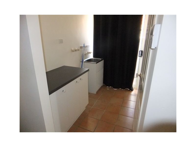 32 Tabubil Gardens, Ballajura WA 6066