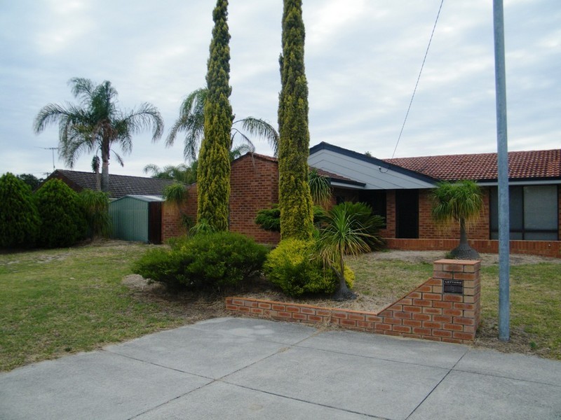 4 Dandaloo Crescent, Wanneroo WA 6065