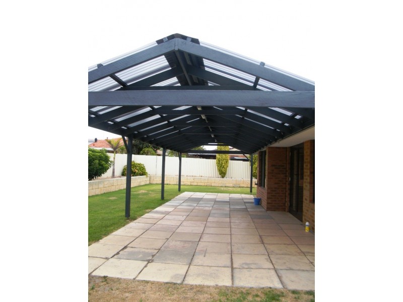 4 Dandaloo Crescent, Wanneroo WA 6065