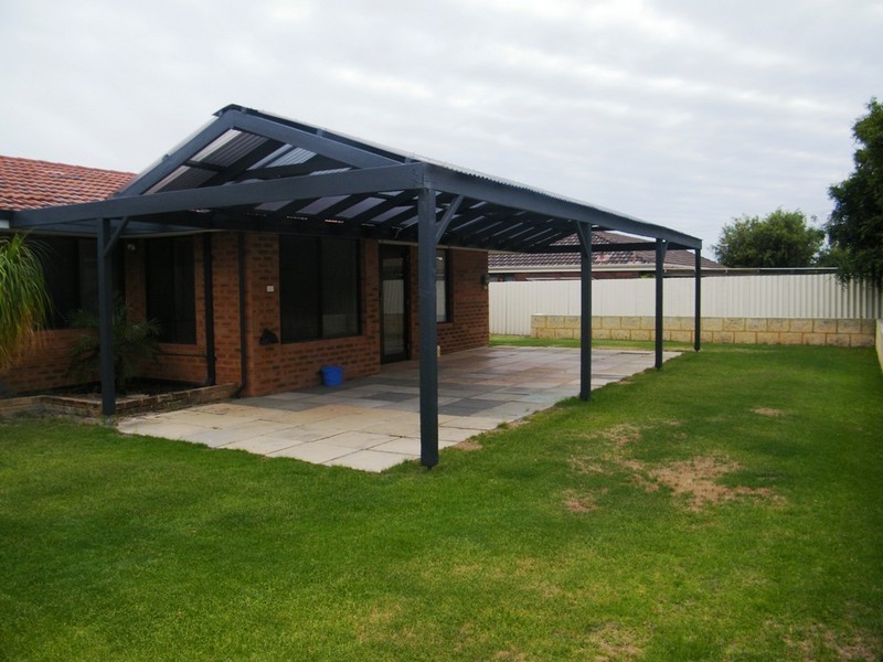 4 Dandaloo Crescent, Wanneroo WA 6065