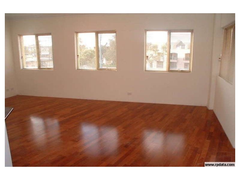 2/38 Grand Boulevard, Joondalup WA 6027