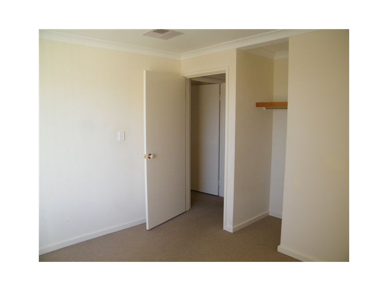 14 Bonnievale Tce, Wanneroo WA 6065