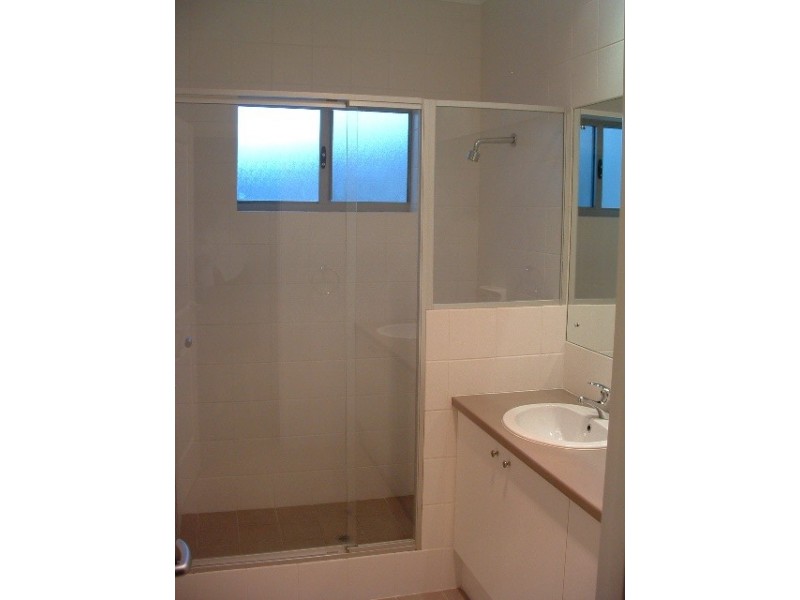9 Fenian Pass, Hillarys WA 6025