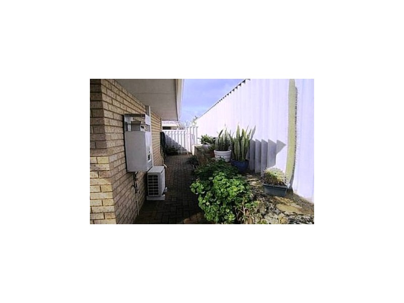 7/171 Goollelal Drive, Kingsley WA 6026